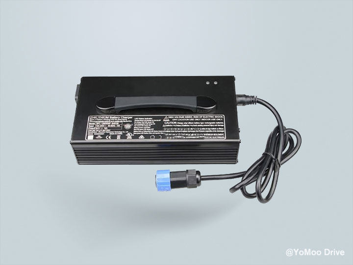 1260w battery charger.jpg