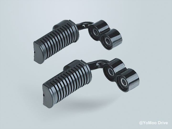 Suzuki foot pegs.jpg